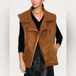 Brochu Walker Women’s Loredo Vest Vegan Faux Suede Sherling Camel Size M/L